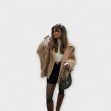 Lovie - Oversized Mantel mit urbanem Chic