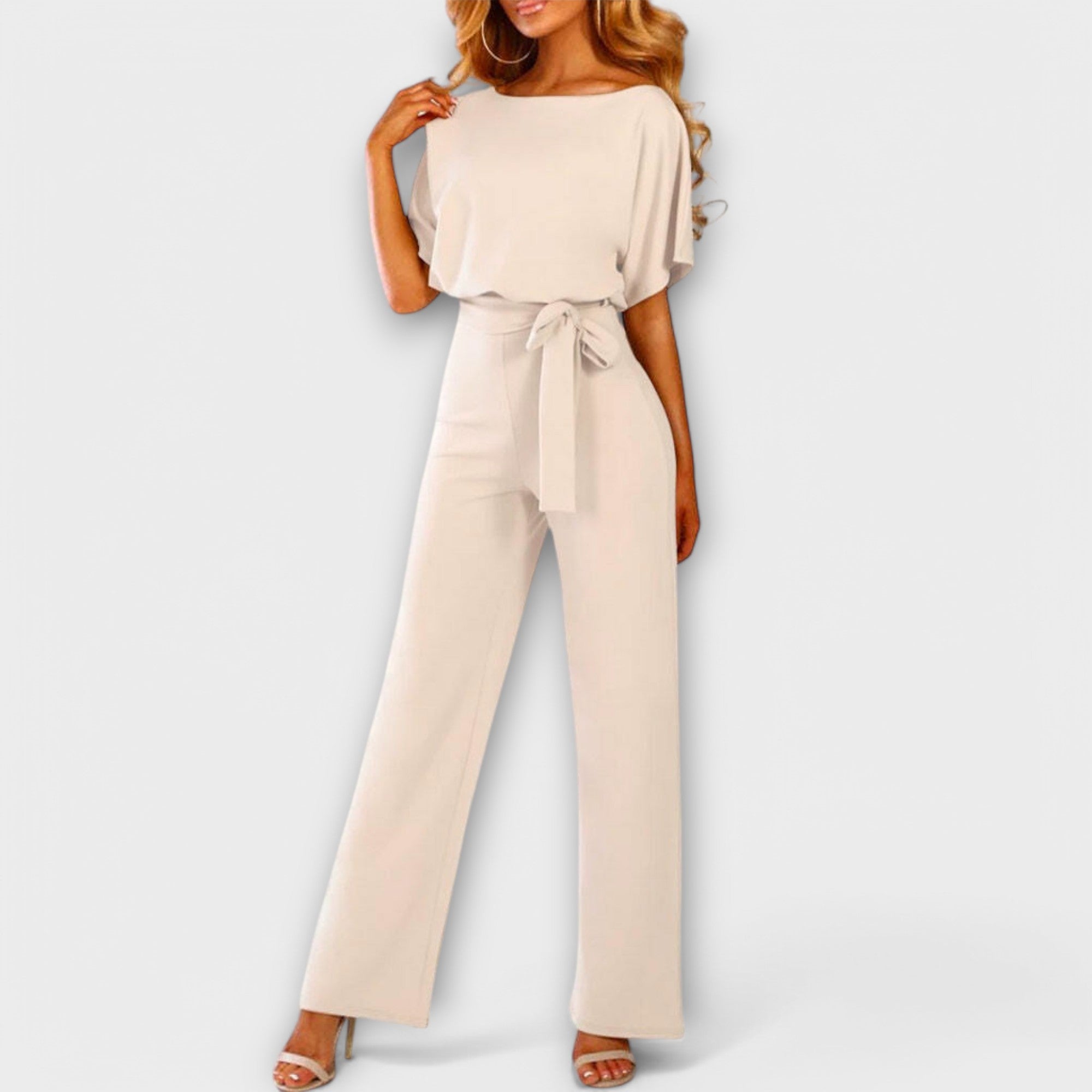 Stilvoller und einfacher Jumpsuit
